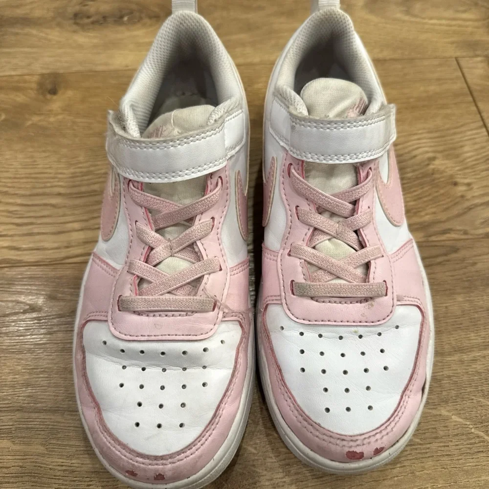 Nike Court Borough Low Shoes Youth Size 2Y White Pink Hook & Loop DV5457-105